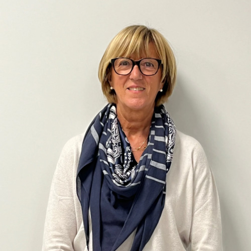 Conseillère déléguée aux affaires scolaires: Mme Evelyne PULVERIC 